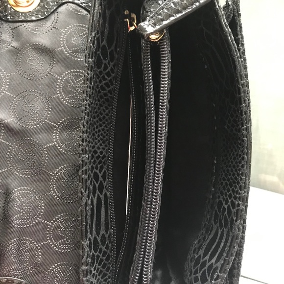 Michael Kors bag - Picture 3 of 3